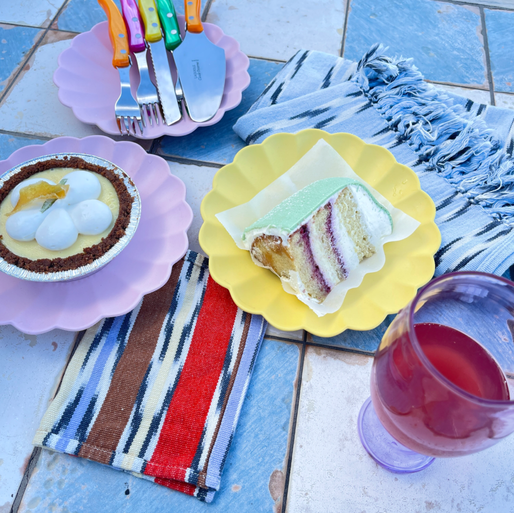 Paper marbling with a side of cake