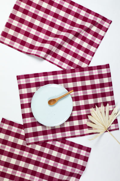 Abigail Plaid Placemat Set