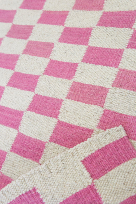 Zapotec Checkered Rug in Pink & Ivory