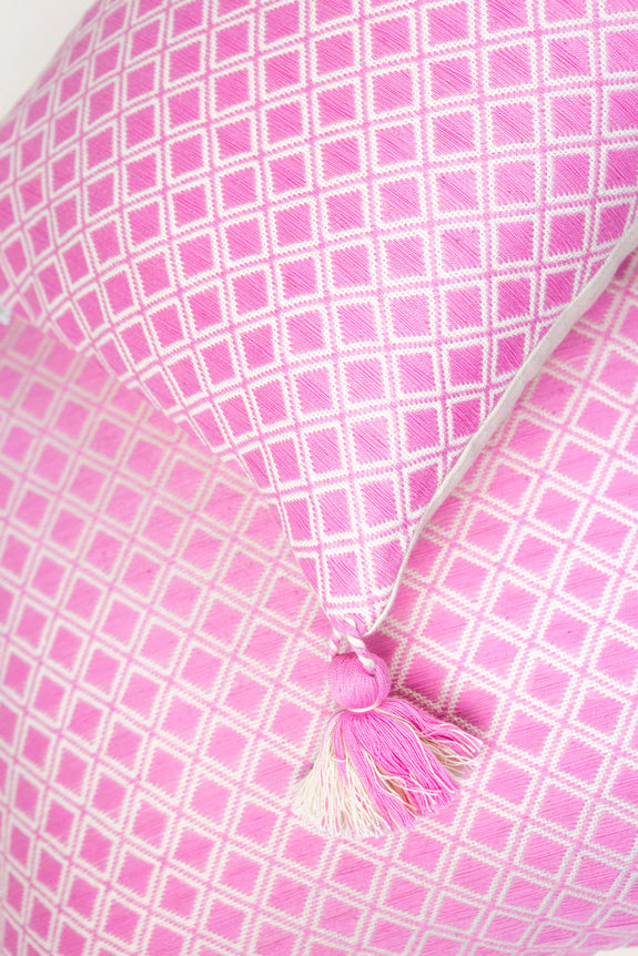 Comalapa Pillow - Bubblegum Pink