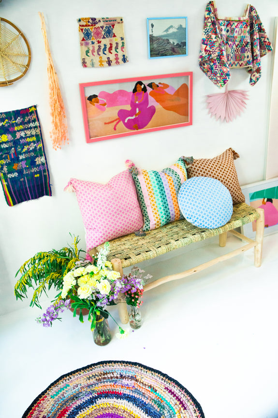 Comalapa Pillow - Bubblegum Pink
